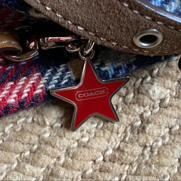 Vintage Coach Wool Plaid Shoulder Bag - Picture 4 of 9